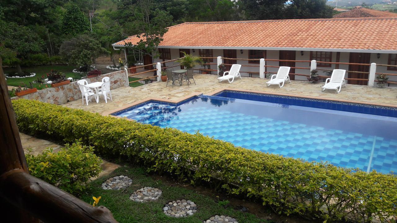 Boutique Santa Clara Mesa De Santos *